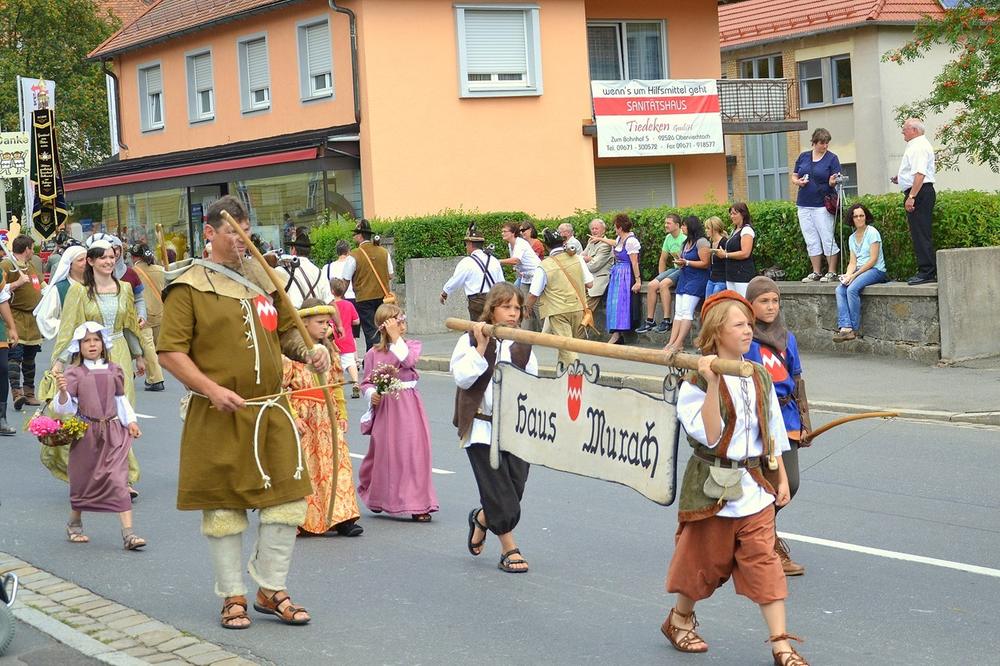 Rittergruppe, Bild 1