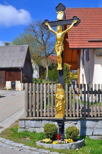 Dorfkreuz – Foto 1