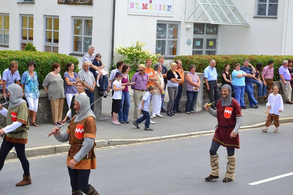 Rittergruppe, Bild 12