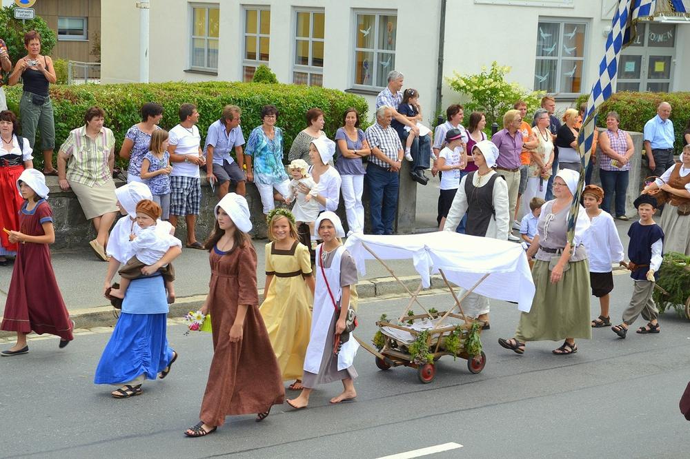 Rittergruppe, Bild 16