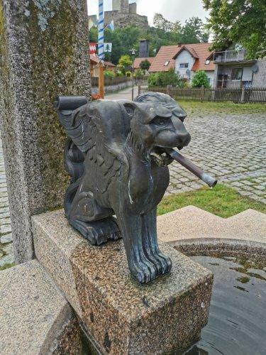 Dorfbrunnen, Bild 3