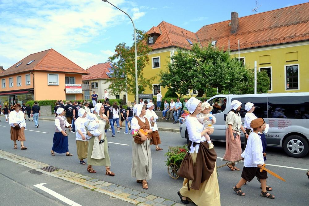 Rittergruppe, Bild 6