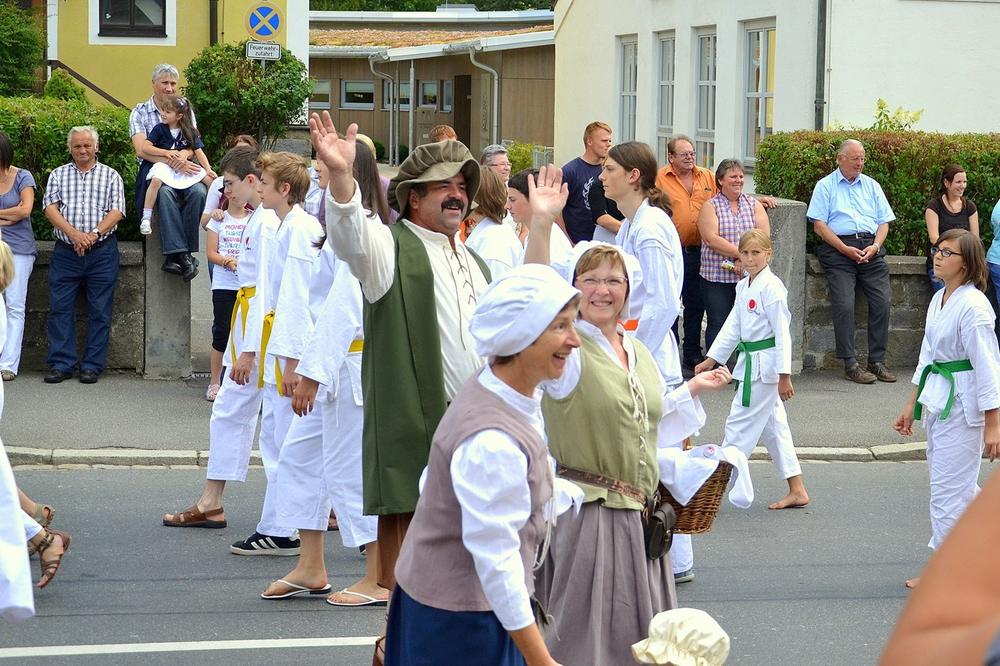 Rittergruppe, Bild 8