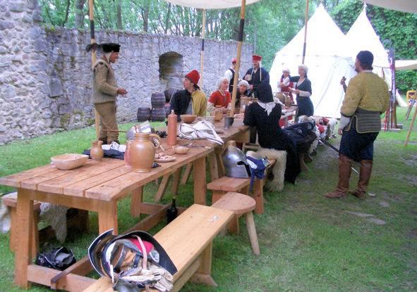 Ritterlager / Rollenspiele im Burghof